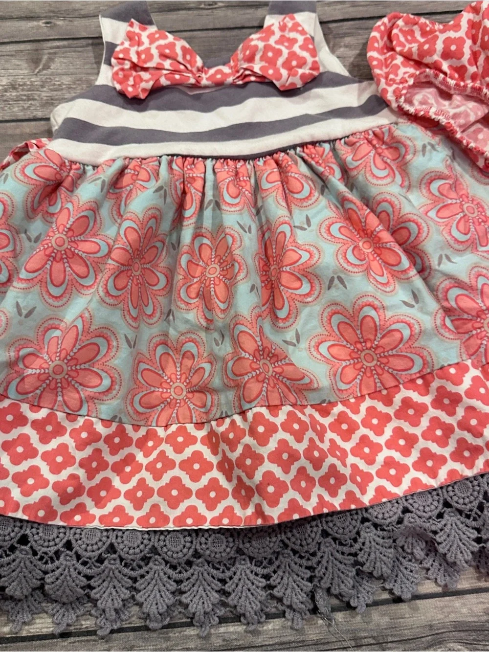Counting daisies floral and geometric print dress